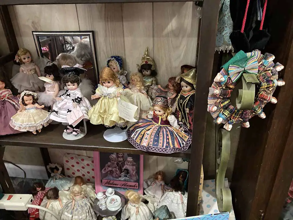 Ruth’s Dolls & Memories Museum
